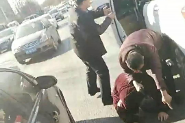 昭苏为什么选择专业追讨公司来处理您的债务纠纷？